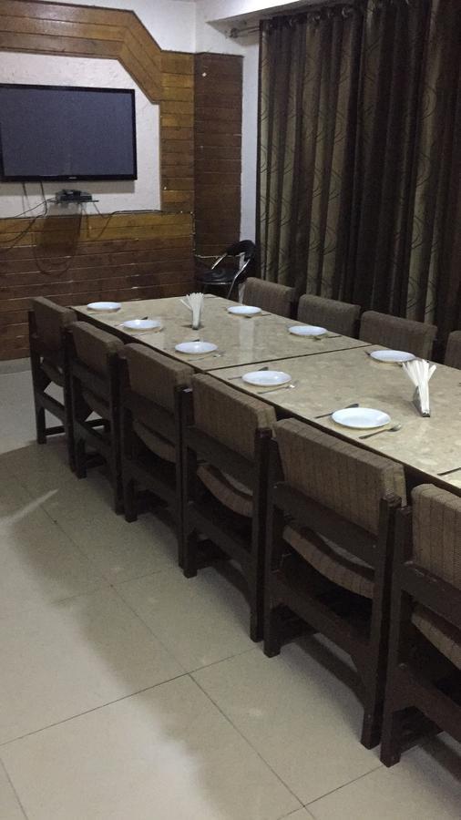 Hotel Invitation Inn Faridabad Buitenkant foto